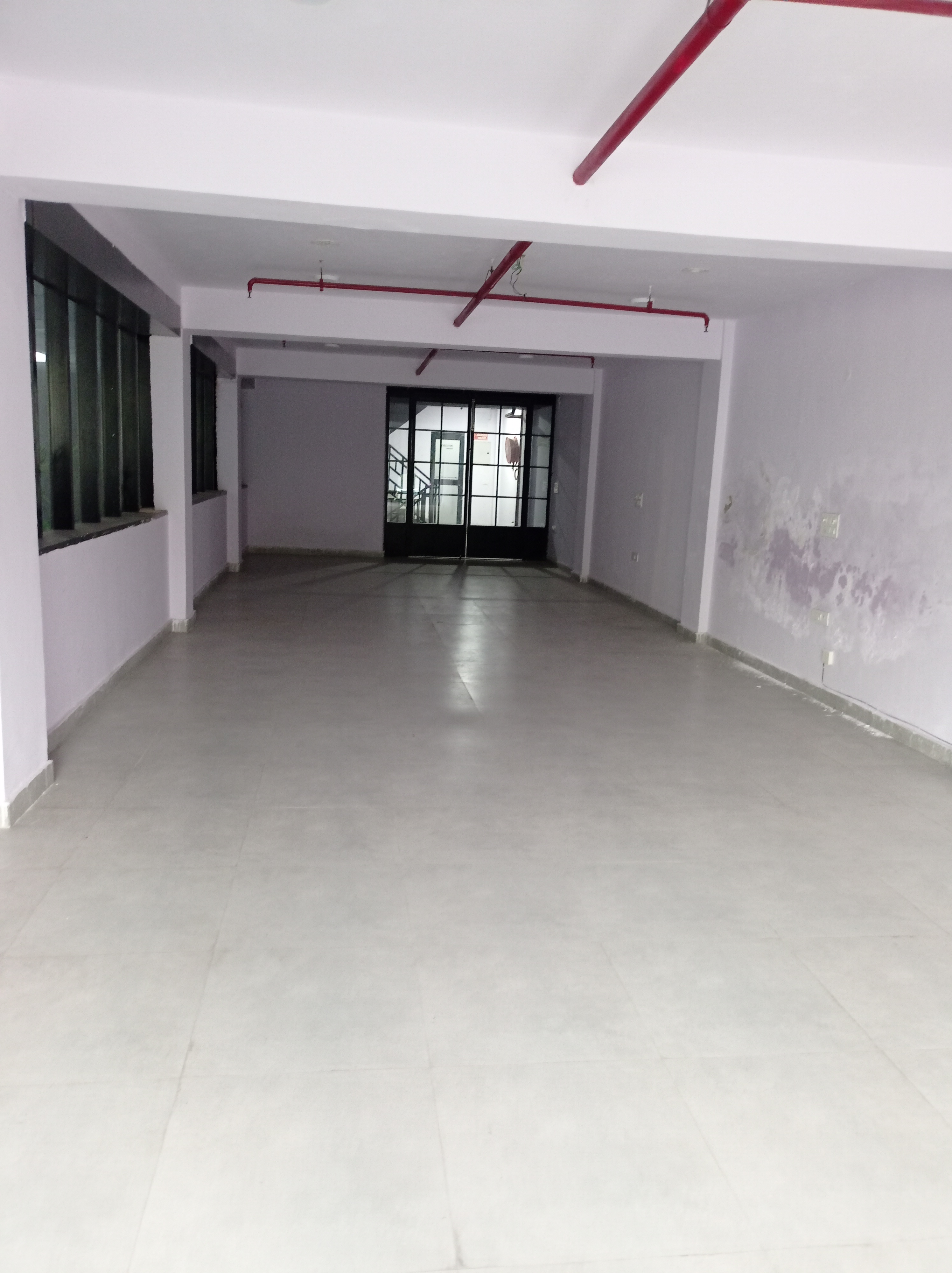UNFURNISHED OFFICE SPACE AVAILABLE WITH ALL AMENITIES
